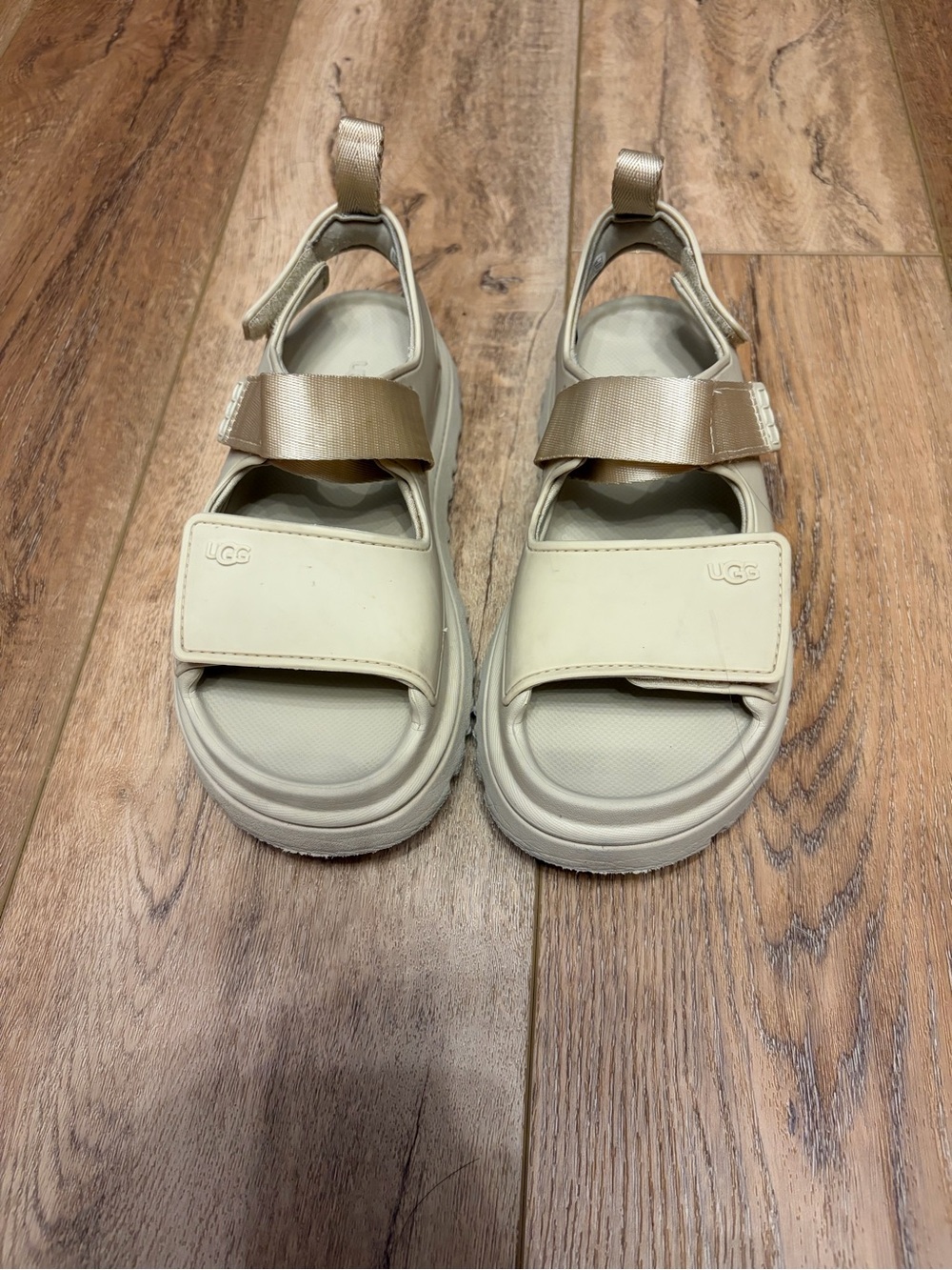 UGG Kids Cream Platform Sandals. Like new!
